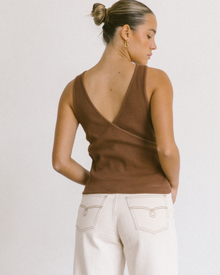 Essentials Tank | Brown