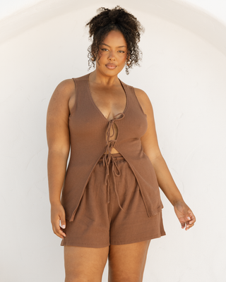 Mila Shorts | Chocolate