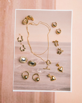 Ada Mini Hoop Earrings | Gold