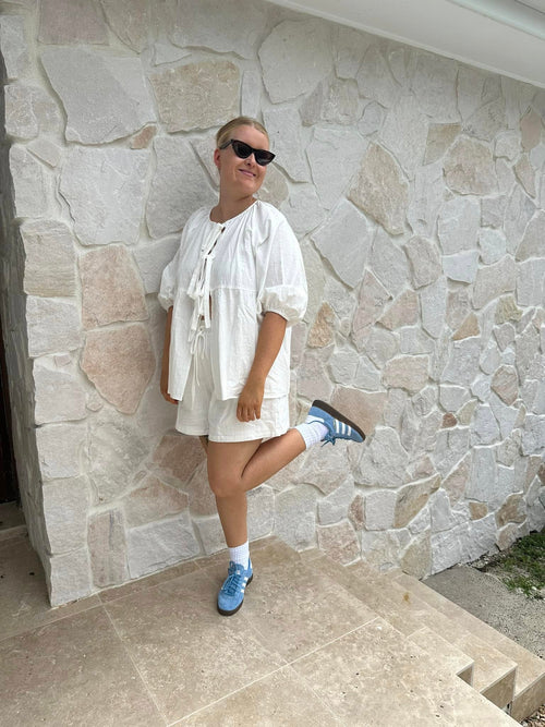 Customer image 24